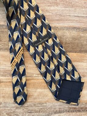 Ermenegildo Zegna 100% Silk "Disegno Esclusivo" Geometric‎ Tie Navy Gold Italy